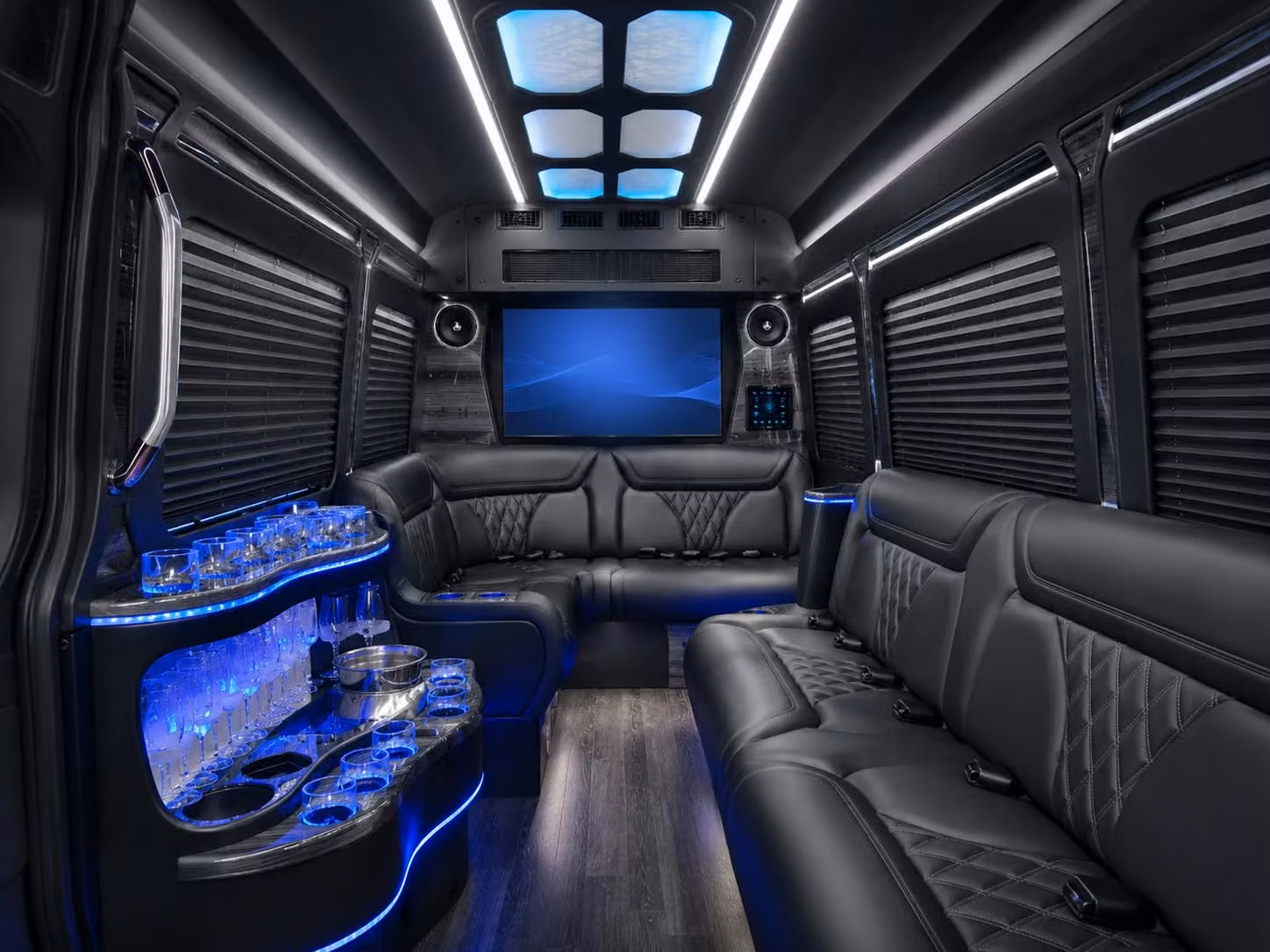 miami gardens church groups sports teams and corporations all travel long distance with miamigardenscharterbus com